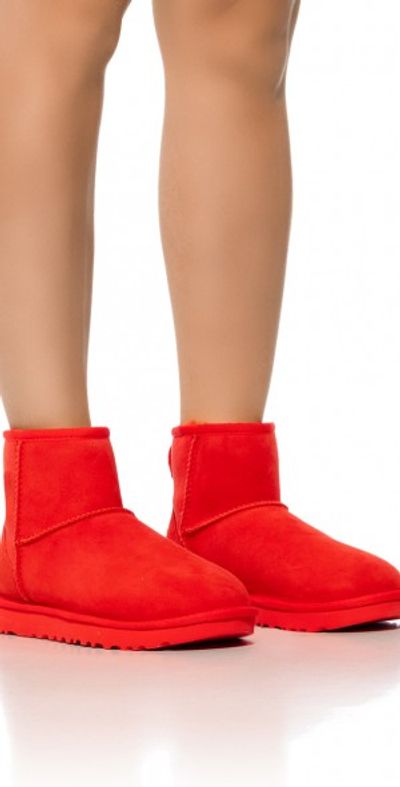 UGG - CLASSIC MINI II BOOTIE IN RED display picture 1