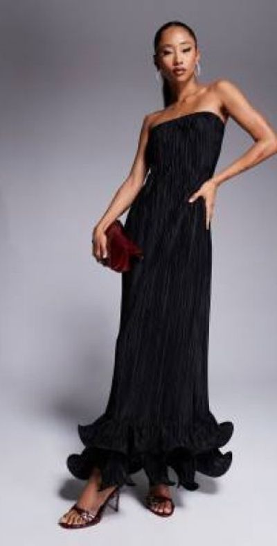 gothic lace wedding dress V Neck Long Sleeve Ballgown Black Lace Tulle Gothic Wedding Dress