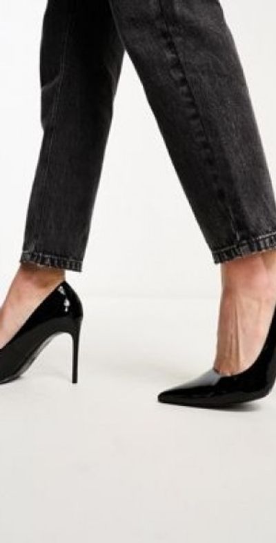 ASOS DESIGN ASOS DESIGN Paphos pointed high heeled pumps in black patent