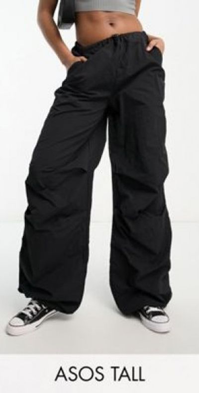 ASOS DESIGN Tall parachute cargo pants in black-Gray