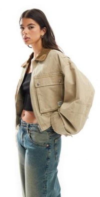 Bershka Bershka contrast collar trucker jacket in sand-Neutral