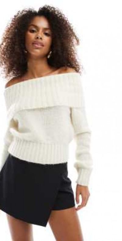 bershka white off shoulder dress BERSHKA white off shoulder dress, Women's Fashion, Dresses & Sets, Dresses on Carousell