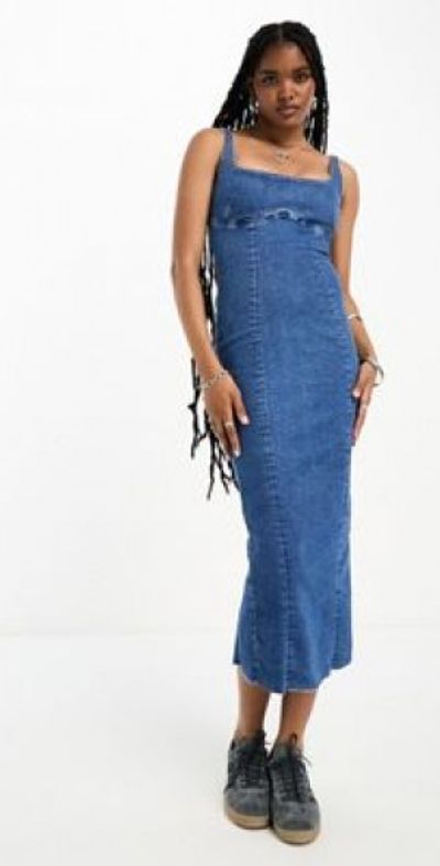 Bershka - scoop neck denim bodycon midi dress in mid blue