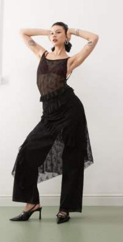 green emerald velvet dress Solid Strapless Bubble Hem Midi Dress with Bow
