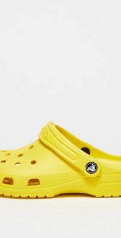 Crocs - unisex classic clogs in sunflower yellow