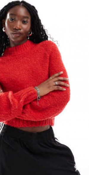 Glamorous chunky knit boxy crop sweater in red-White