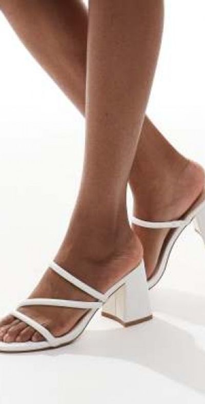 London Rebel London Rebel strappy block heeled slip on sandals in white