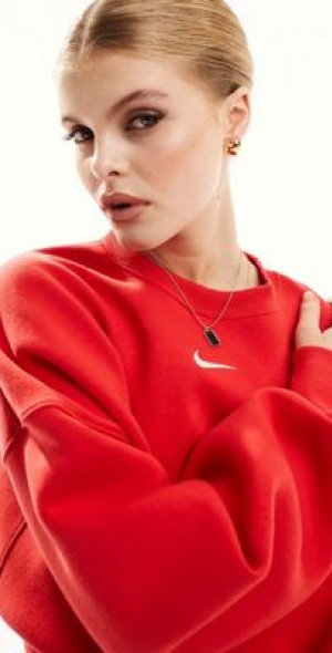 nike mini swoosh oversized cropped