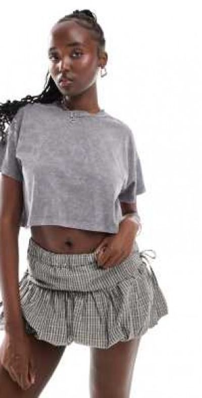 Noisy May Noisy May boxy fit cropped top in acid wash gray