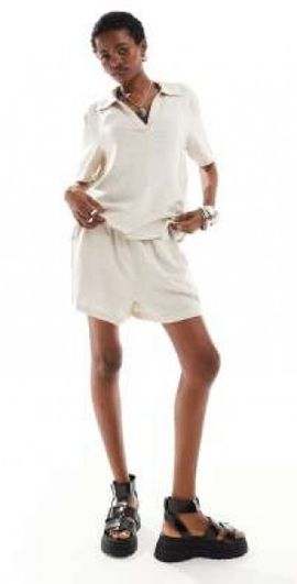 Noisy May Noisy May linen mix shorts in oatmeal - part of a set-Brown