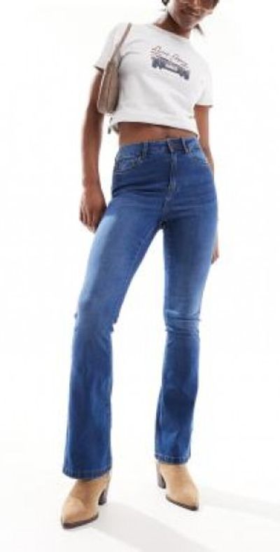Noisy May Noisy May Sallie high waisted flare jeans in mid wash-Blue