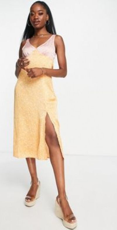 stradivarius midi dress Stradivarius Printed Tulle Midi Dress With Scarf Gold S