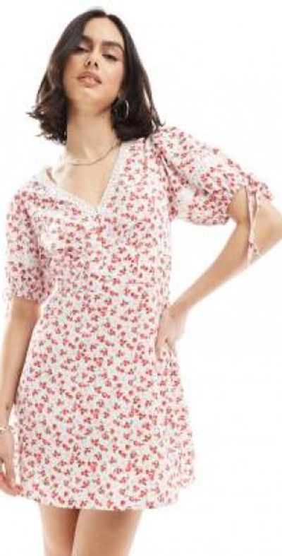 Wednesday's Girl Wednesday's Girl chintzy floral mini tea dress in white