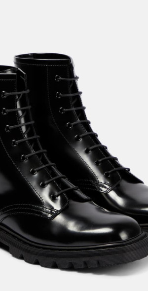 ショートブーツ・ブーティ The Row Ranger patent leather ankle boots Ranger patent leather ankle boots in black - The Row | Mytheresa