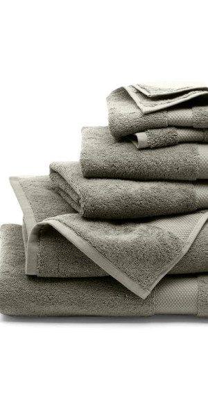 Boll &amp; Branch - Plush 6-Piece Organic Cotton Bath Towel Set in Juniper ...