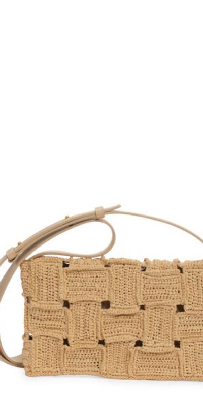 Bottega Veneta Cassette Crochet Raffia Shoulder Bag in 9818 Natu