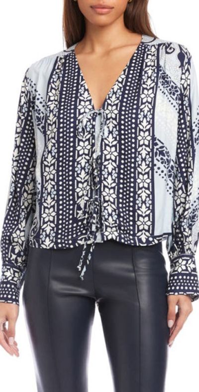 FIFTEEN TWENTY FIFTEEN TWENTY Kayla Tie Front Top in Print at Nordstrom, Size Large