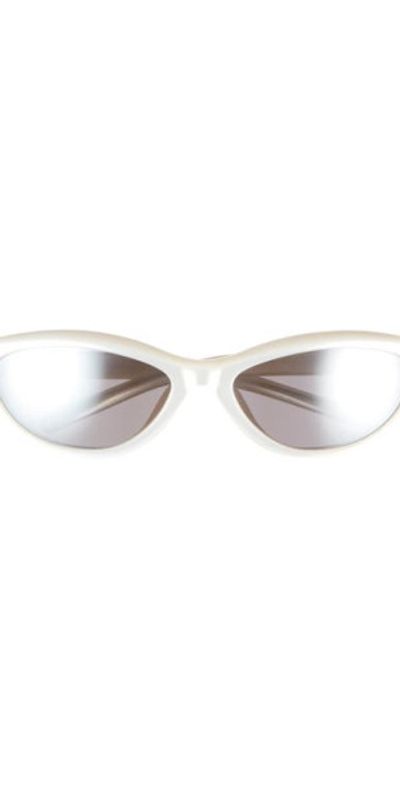 Jacquemus Jacquemus The Curvo Cat Eye Sunglasses in Metallic Pearl/silver/silver at Nordstrom