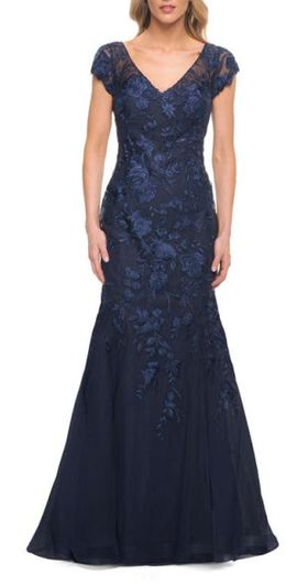 La Femme La Femme Lace and Tulle Mermaid Gown with Cap Sleeves in Navy at Nordstrom, Size 4