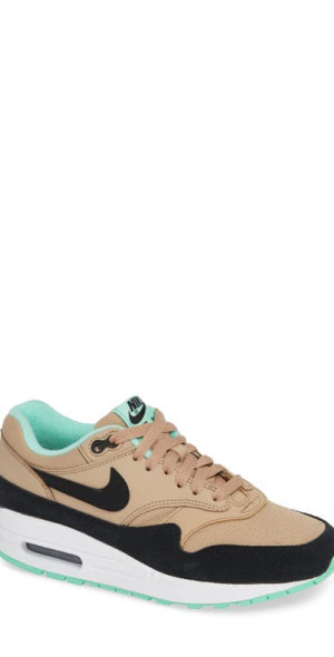 nike air max 1 desert black green glow