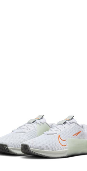 Nike Metcon 9 Training Shoe in White Silver Bright Mandarin at Nordstrom
