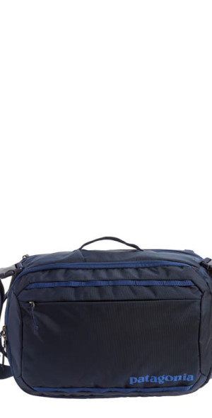 Patagonia Tres 25 Liter Convertible Backpack in Navy Blue at Nordstrom
