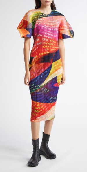 あ*い様 PLEATS PLEASE ISSEY MIYAKE サイズ3 Pleats Please Issey Miyake - Voyager Print Pleated Dress in Sunset