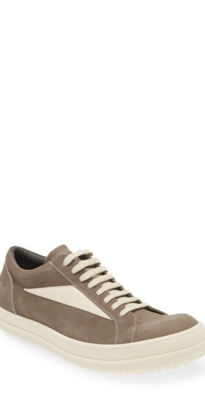 Rick Owens - Luxor Vintage Low Top Sneaker in Dust/Milk/Milk at
