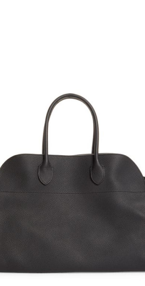 THE ROW ☆Soft Margaux 15 Sac en Cuir Grain Leather Black Soft Margaux 15 Bag Black in Leather – The Row