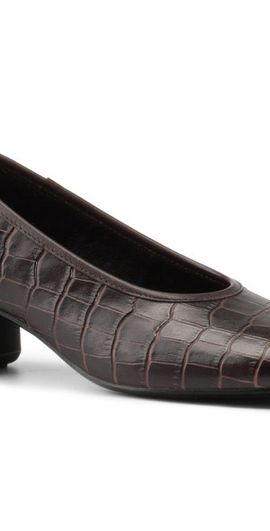 Vagabond Shoemakers Vagabond Shoemakers Livia Croc Embossed Pump in Chocolate Leather at Nordstrom, Size 10Us