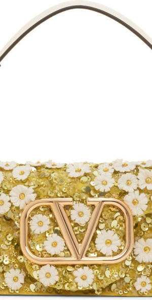 Valentino Garavani - Small Daisy Locò Leather Shoulder Bag in