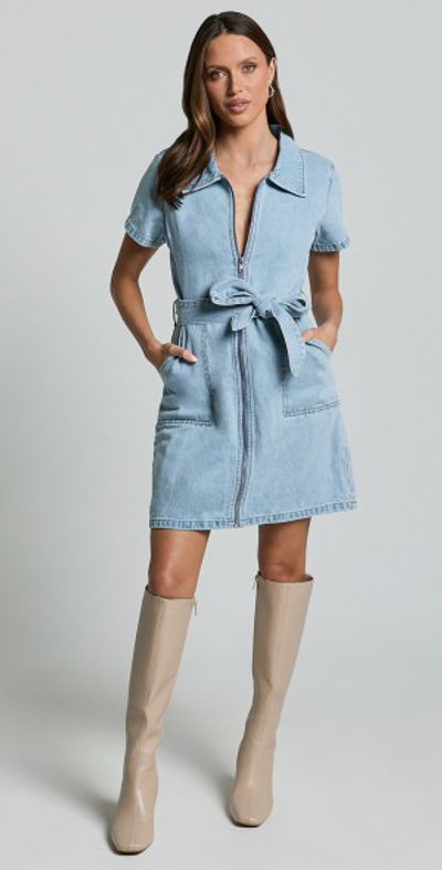 showpo denim dress Show po. Allison Front Split Mid. Wash Blue Denim dress long sleeve Size 2 NWT