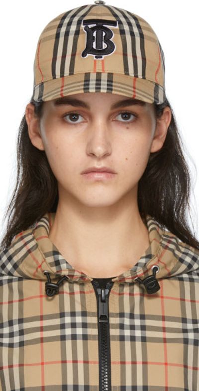 Burberry Hats display picture 1