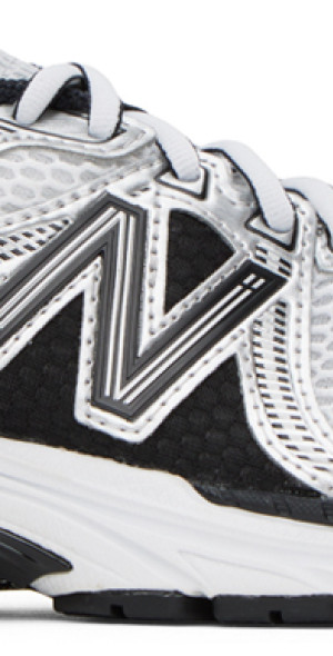 New Balance - White & Black 860v2 Sneakers