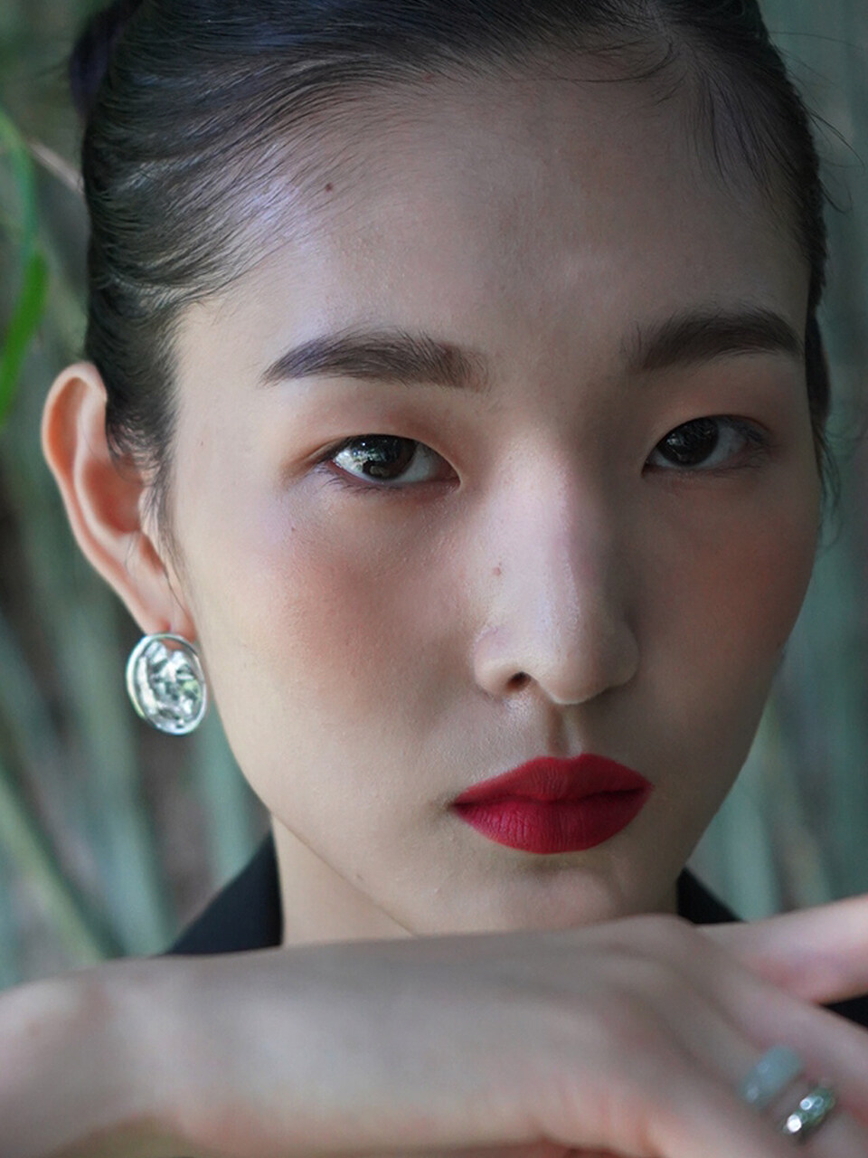 1064STUDIO Oriental Beauty 11 Earrings