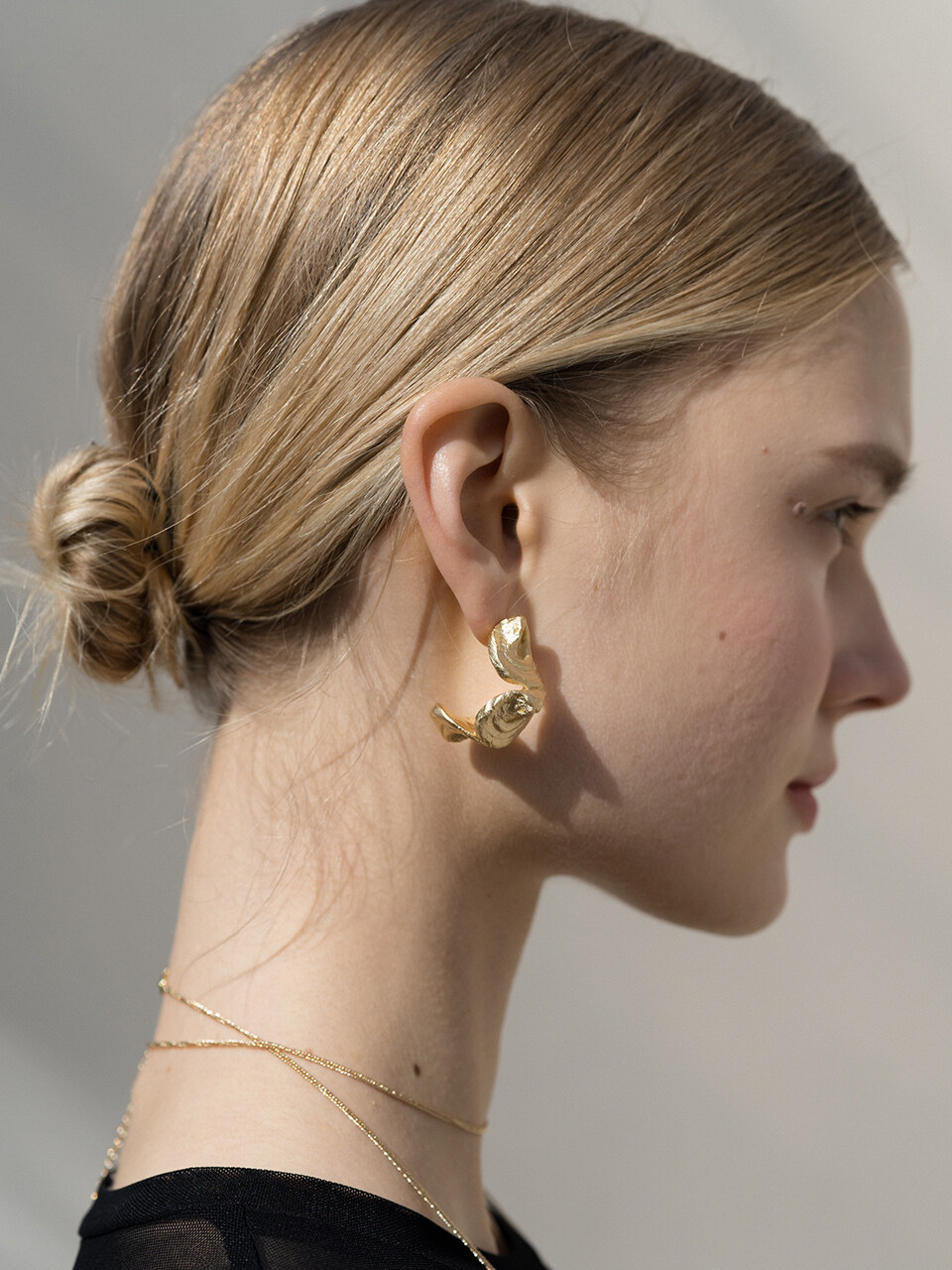 1064STUDIO The Body 11Earring