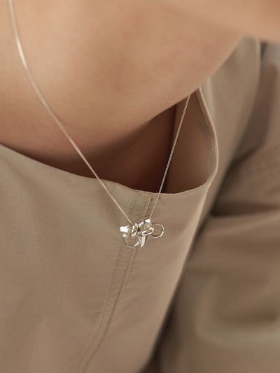 1064STUDIO The Twins 19 Necklace