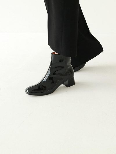 23.5 T023 Basic Boots Patent Black 5cm