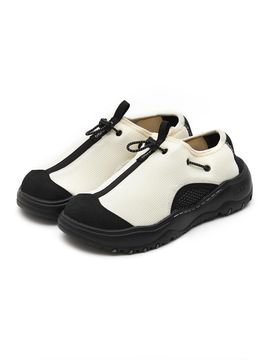 23.65 Piglet Shoes