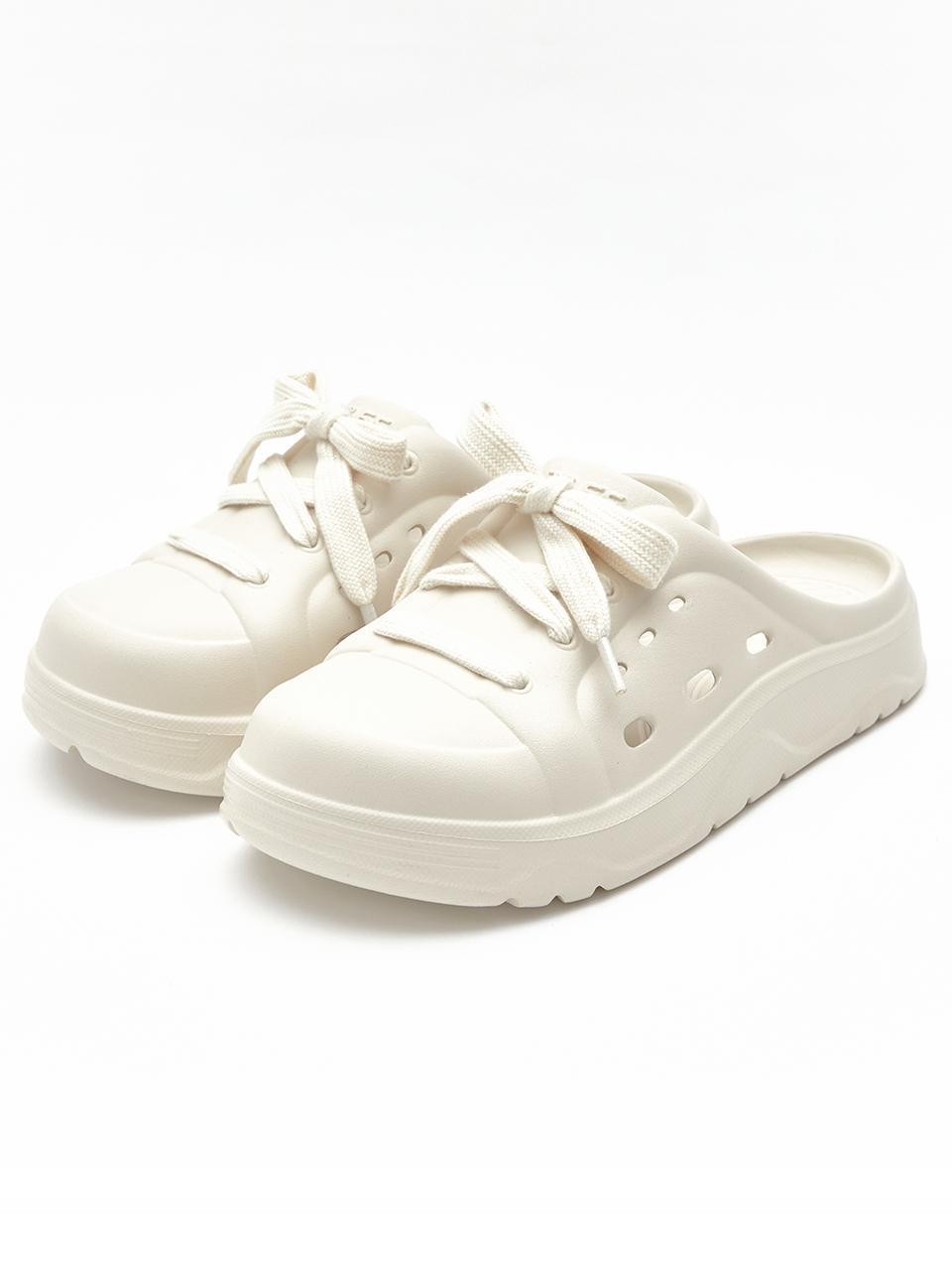 23.65 Quokka Tong Shoes