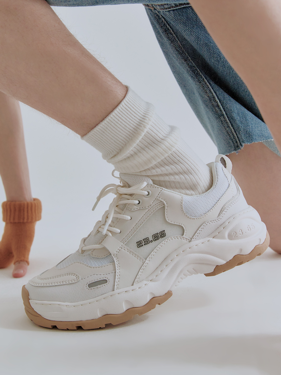 23.65 V2 Neo Sneakers - Light Brown