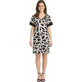 24seven Comfort Apparel 24seven Comfort Apparel Essential Petite Abstract Print Short Sleeve Knee Length T Shirt Dress