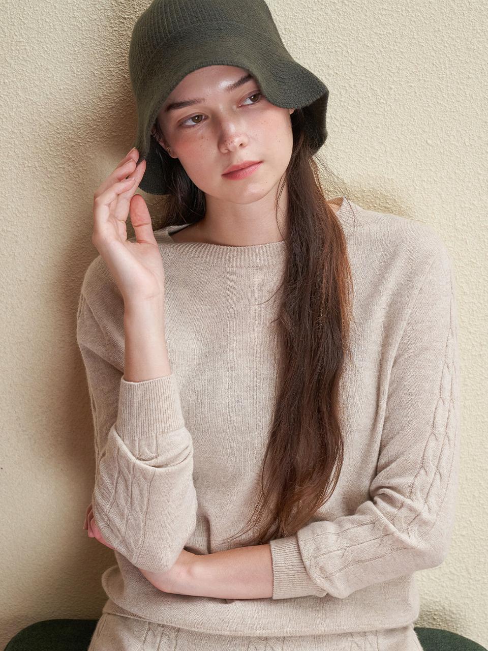 2NDSKIN Cable Knit Long-Sleeved Top