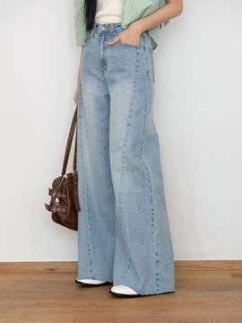 3.3 FIELDTRIP DIAGONAL CUT FLARED JEANS