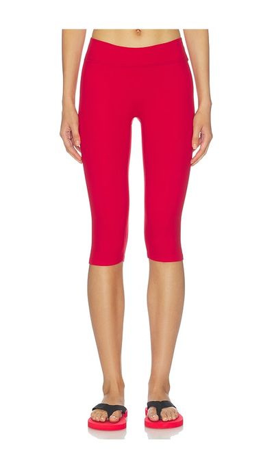 437 437 The Capri Legging