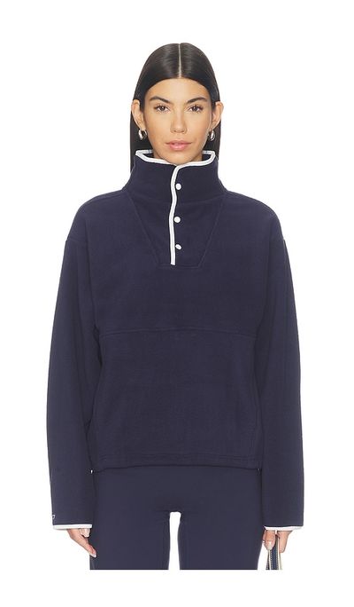 437 437 The Teddy Pullover
