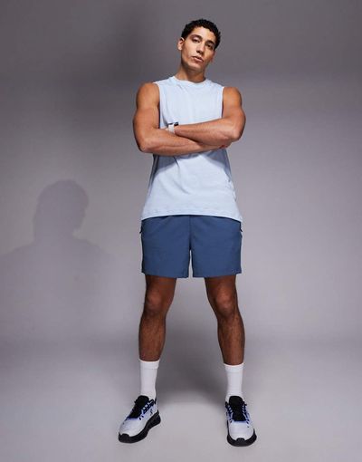 4505 4505 Icon 5 inch quick dry training shorts with zip pockets in chalk blue