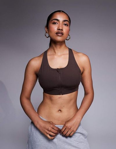 4505 4505 Icon high support active sports bra with removable padding in French roast-Brown