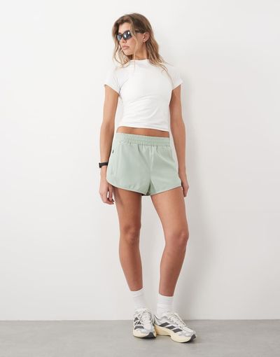4505 4505 Icon woven run short with zip pockets in jade-Green