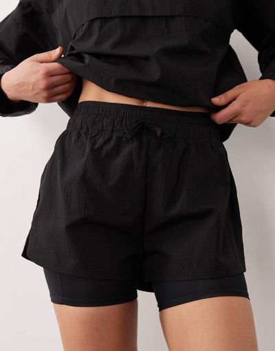 4505 4505 ripstop 2-in-1 running shorts with zip pockets in black